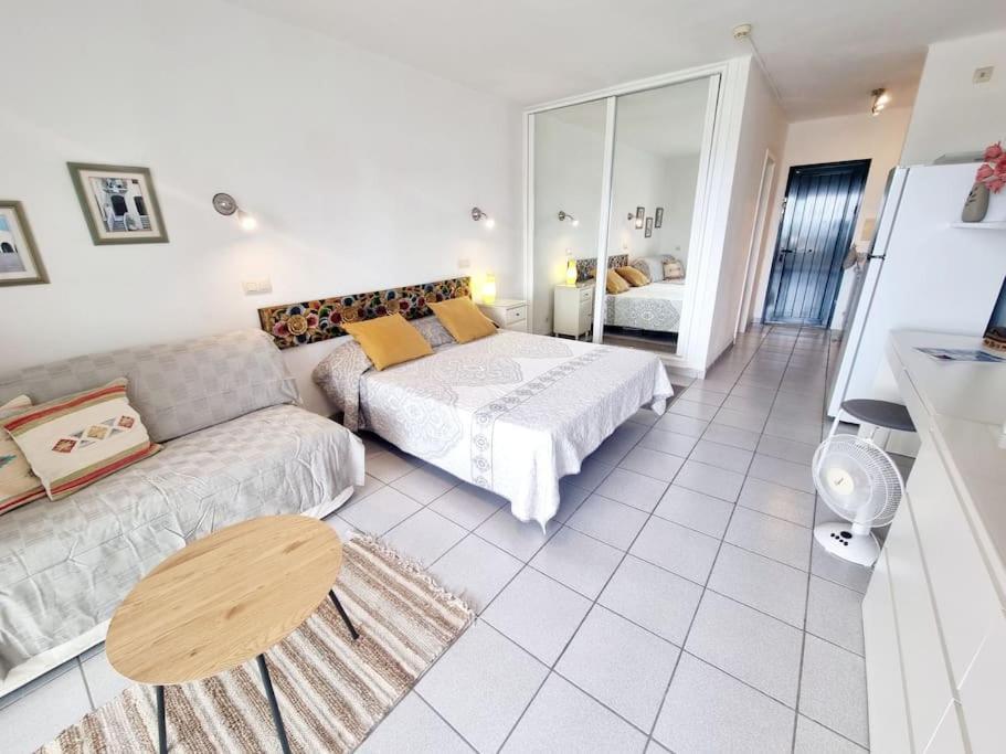 Luxury Ocean View Playa Roca Daire Costa Teguise Dış mekan fotoğraf